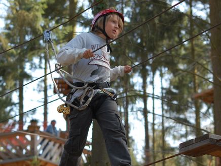 adventureforest-kletterpark-familienspaß-traben-trarbach Familienspaß im Kletterpark
