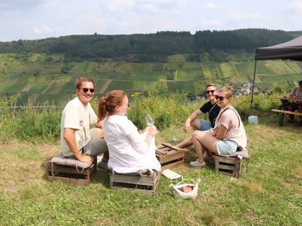 picknick-wingertsbummel-entspannung-wingertsbummel Picknick Feeling und Entspannung auf dem Kulinarischen Wingertsbummel in Reil 2024