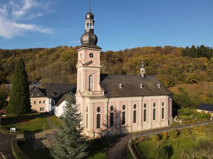 Ansicht von oben auf das Kloster Springiersbach/Bengel